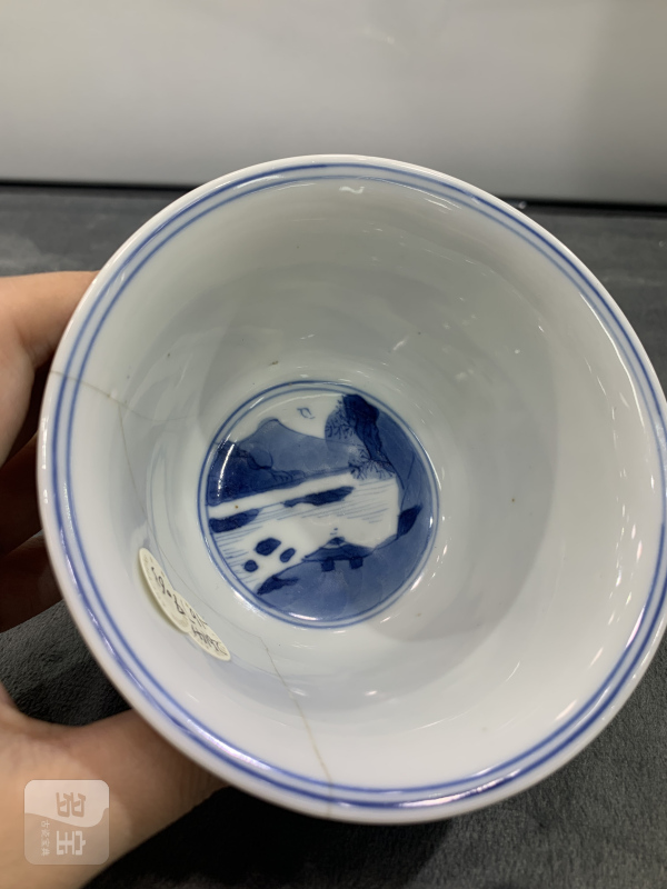 清康熙青花西厢记人物故事纹杯 - 图7